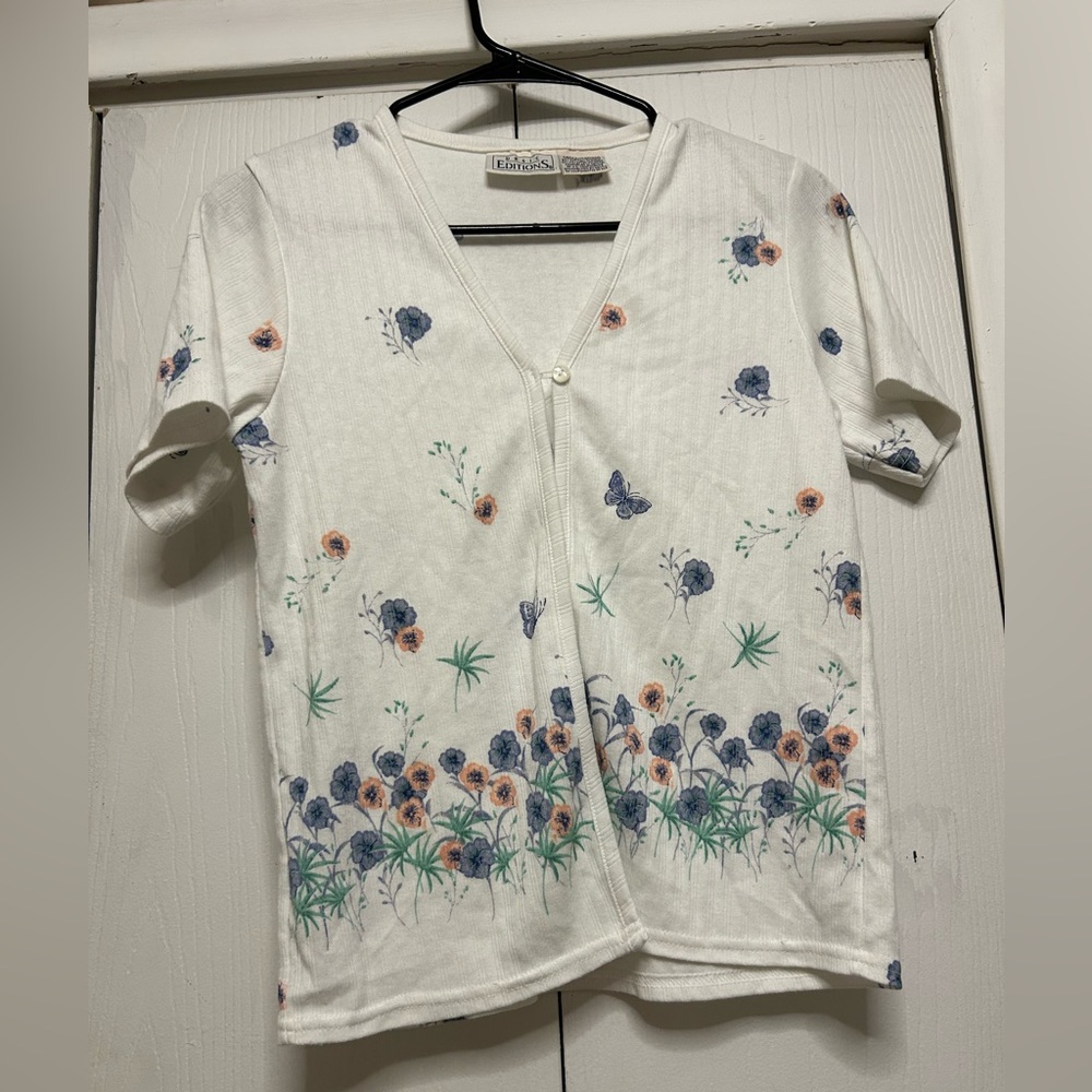 Basic Editions White V-Neck Cardigan